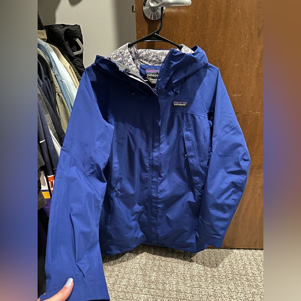 Women’s Patagonia Goretex Rain Jacket Shell